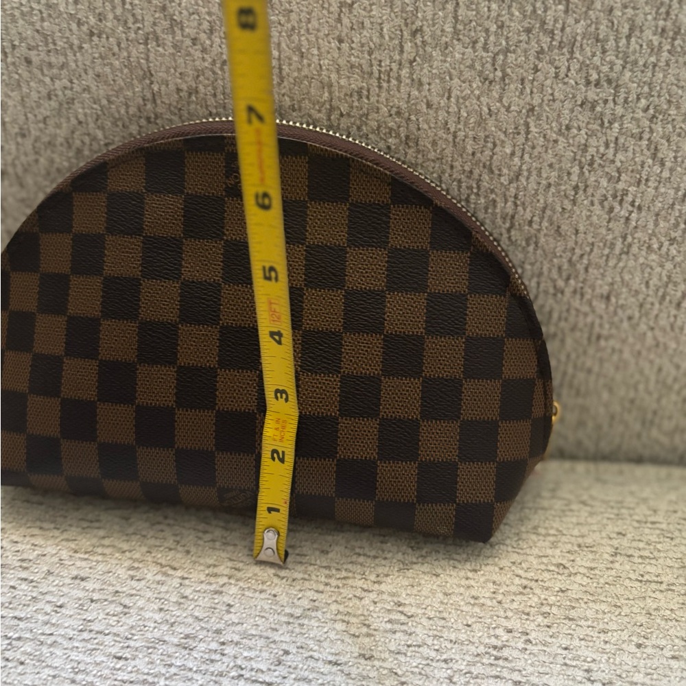 Checkered Brown Cosmetic *Fashion Pouches - Picture 7 of 17
